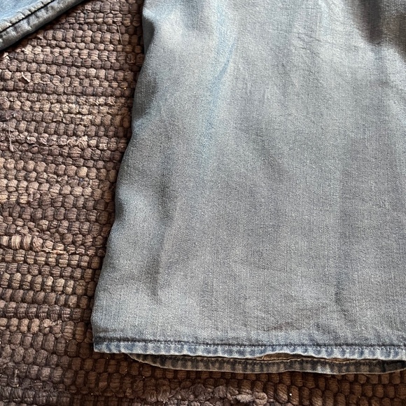 J.Jill Denim Chambray Peasant Shirt. Large - Picture 5 of 11